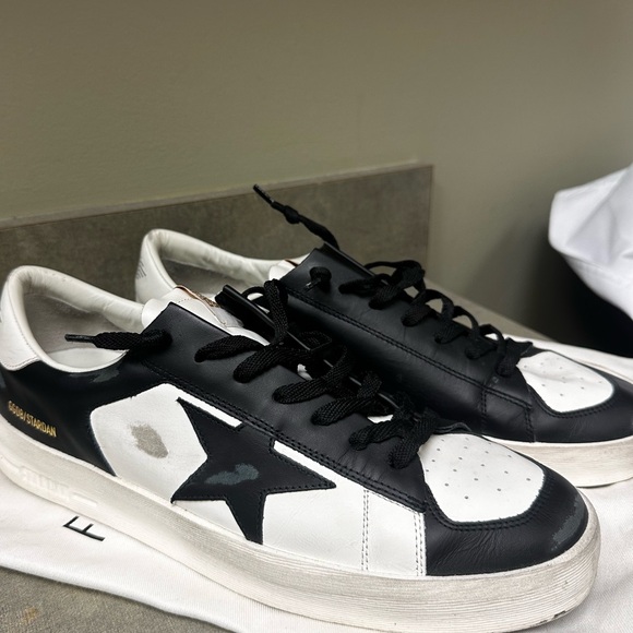 Never worn men’s golden goose stardan - Picture 1 of 6